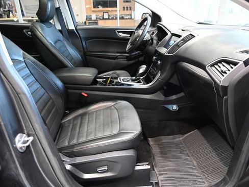 Used 2018 Ford Edge SEL w/ Equipment Group 201A image 10
