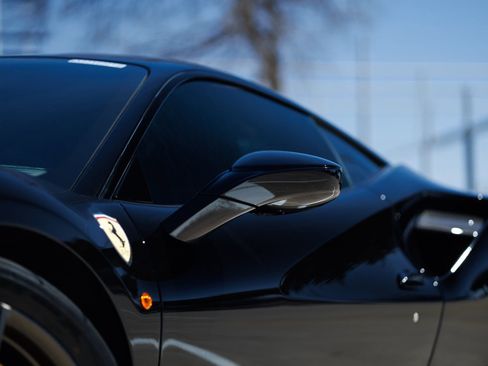 Used 2017 Ferrari 488 GTB image 19