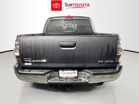 Used 2012 Toyota Tacoma Base image 5