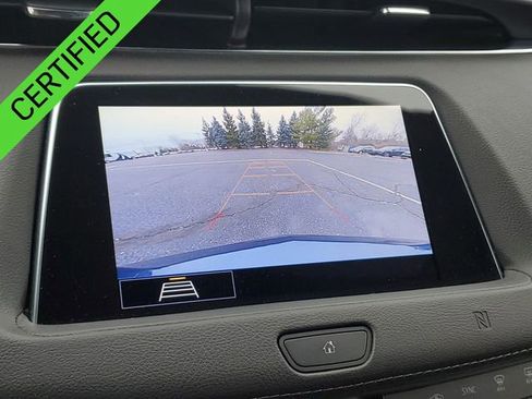 Certified 2020 Cadillac XT4 Premium Luxury w/ Cold Weather Package image 15