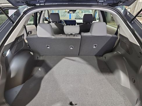 New 2026 Hyundai Ioniq 5 SE image 12