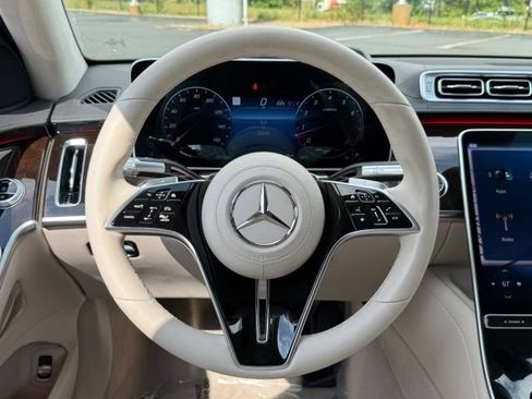 Certified 2022 Mercedes-Benz S 580 4MATIC Sedan image 13