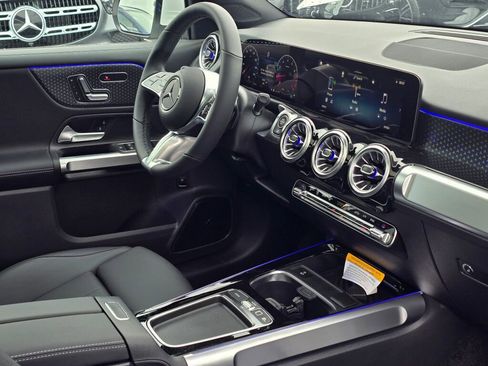 New 2026 Mercedes-Benz GLB 250 4MATIC image 28