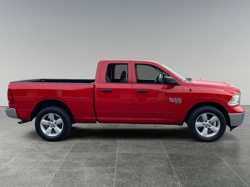 Used 2024 RAM 1500 Classic SLT AWD/4WD image 6