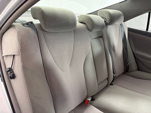 Used 2011 Toyota Camry LE w/ LE Extra-Value Pkg image 20