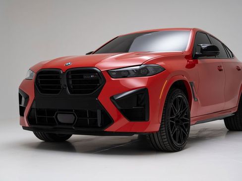 Used 2025 BMW X6 M Competition w/ Executive Package image 64