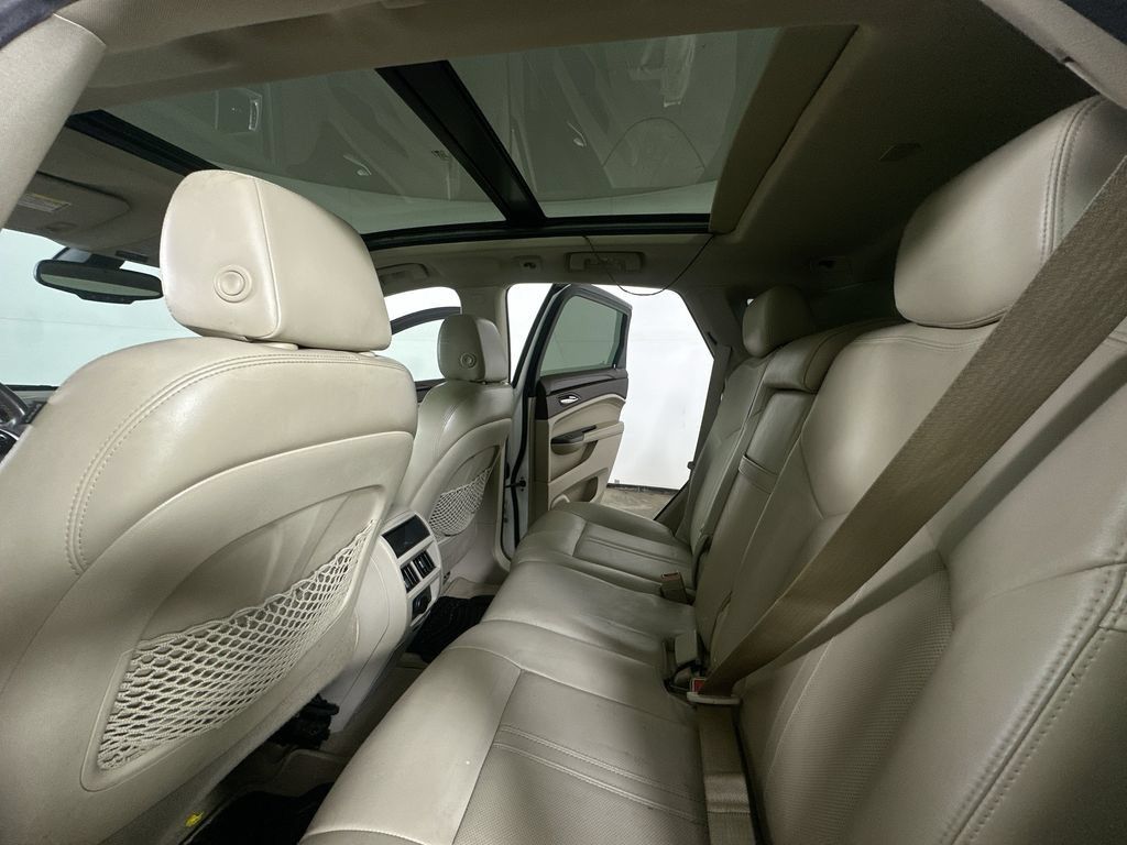 Used 2014 Cadillac SRX Luxury FWD image 15