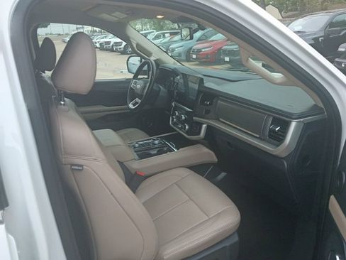 Used 2023 Ford Expedition Max XLT AWD/4WD image 8