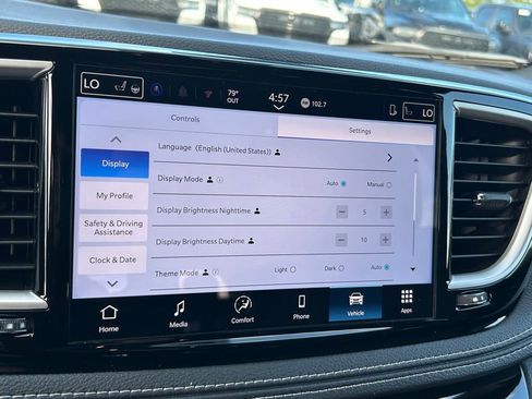 New 2026 Chrysler Pacifica Select image 49