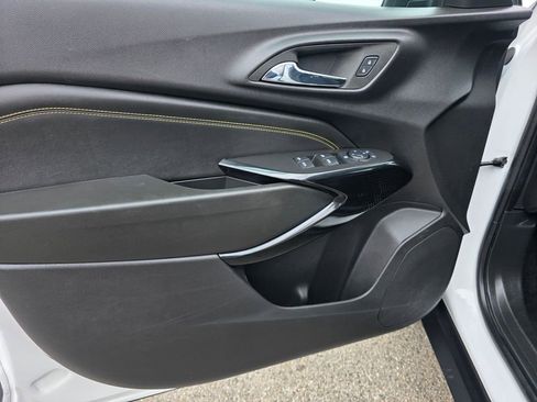 Used 2026 Chevrolet Trax LT image 13