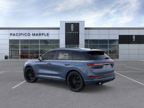 New 2026 Lincoln Corsair Premiere image 4