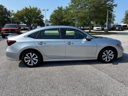 Used 2026 Honda Civic LX image 4
