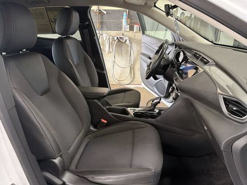 Certified 2022 Buick Encore GX Preferred w/ Cold Weather Comfort Package FWD image 25