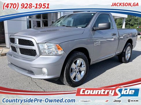 Used 2019 RAM 1500 Express RWD image 1