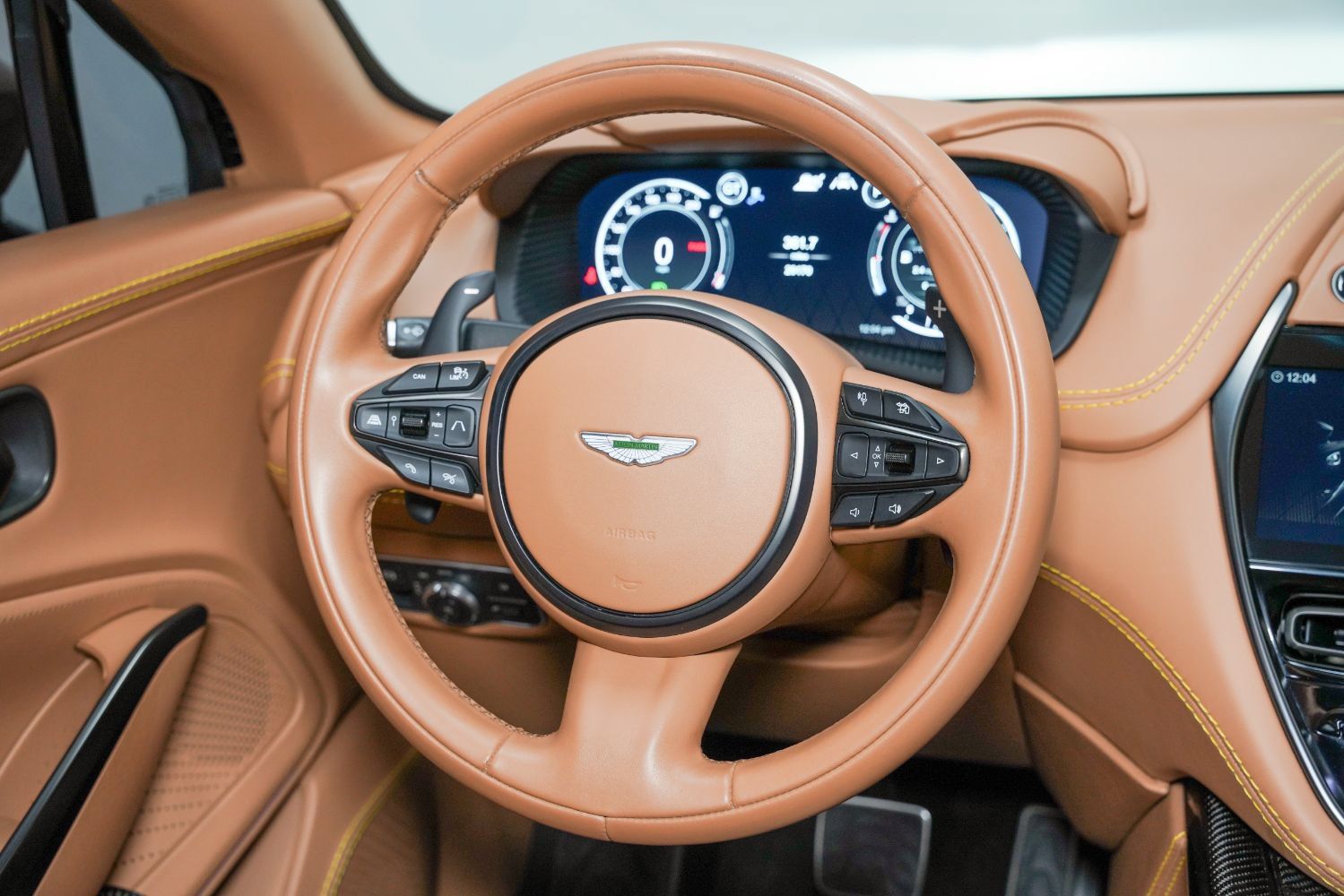 Used 2023 Aston Martin DBX 707 AWD/4WD image 43