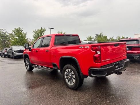 Used 2024 Chevrolet Silverado 2500 Custom w/ Custom Convenience Package AWD/4WD image 8