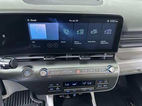 Used 2025 Hyundai Kona SEL AWD/4WD image 13