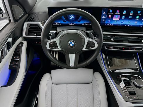 Used 2024 BMW X5 xDrive40i w/ M Sport Package AWD/4WD image 20