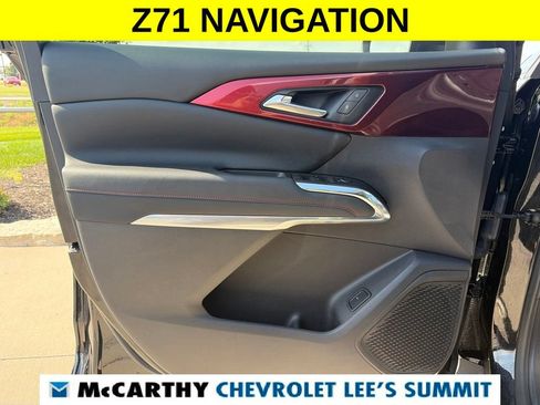 Used 2024 Chevrolet Traverse Z71 AWD/4WD image 49