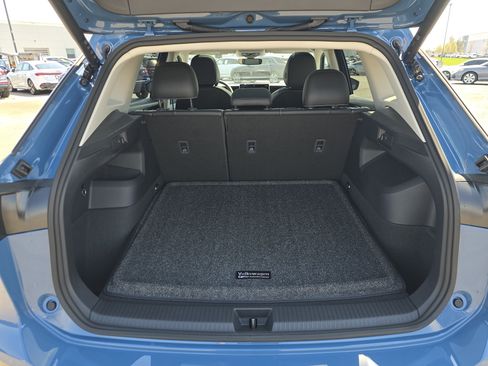 New 2026 Volkswagen Tiguan SE FWD image 15