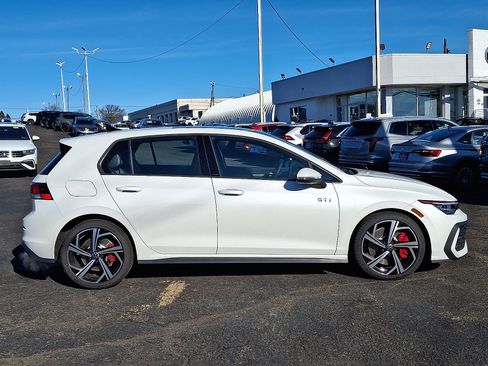 Used 2025 Volkswagen GTI SE image 8