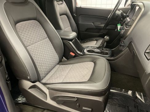 Used 2017 Chevrolet Colorado Z71 image 19