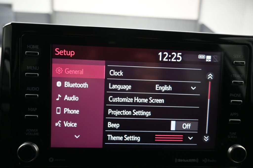 Used 2022 Toyota Corolla Cross LE AWD/4WD image 12