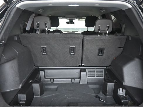 Used 2020 Chevrolet Equinox LT FWD image 18