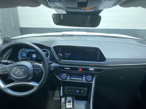 Used 2023 Hyundai Sonata SEL w/ Convenience Package FWD image 10