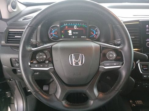 Used 2022 Honda Pilot Touring image 15