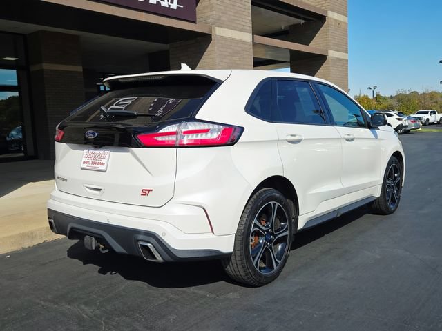 Used 2019 Ford Edge ST w/ Cold Weather Package AWD/4WD image 3