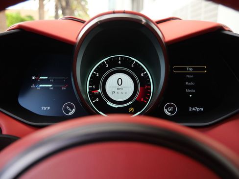 Used 2019 Aston Martin DBS Superleggera RWD image 6