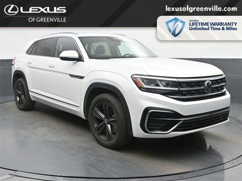 Used 2022 Volkswagen Atlas Cross Sport SEL R-Line image 2