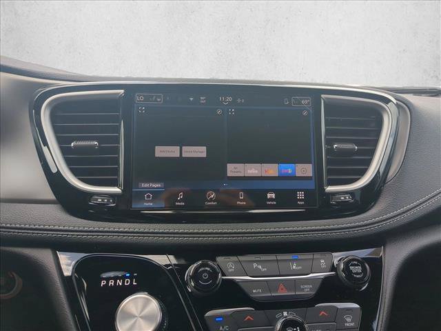 New 2027 Chrysler Pacifica Select FWD image 14
