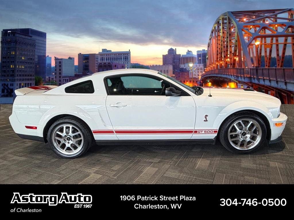 Used 2007 Ford Mustang Shelby GT500 RWD image 2