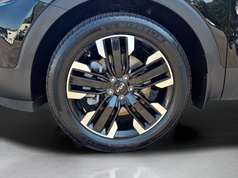 Used 2025 Kia Telluride SX AWD/4WD image 43