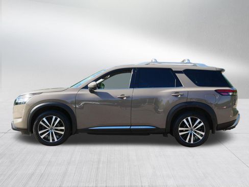 Certified 2023 Nissan Pathfinder Platinum AWD/4WD image 4