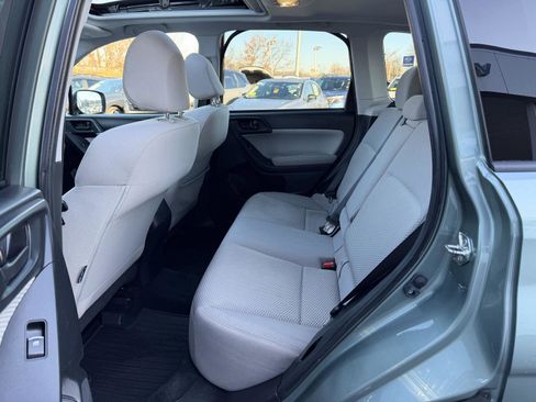 Used 2018 Subaru Forester 2.5i Premium w/ All-Weather Package image 28