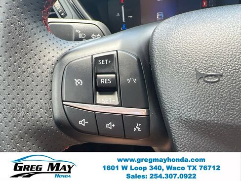 Used 2025 Ford Escape ST-Line Select AWD/4WD image 26
