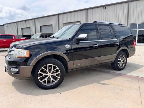 Used 2017 Ford Expedition King Ranch RWD image 2