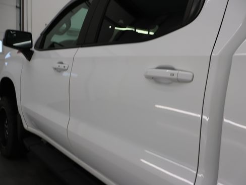 Used 2019 Chevrolet Silverado 1500 LT w/ True North Edition AWD/4WD image 31