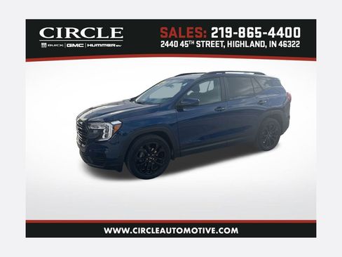 Used 2022 GMC Terrain SLE w/ Driver Convenience Package image 1