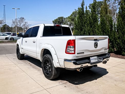 Used 2021 RAM 1500 Big Horn image 9