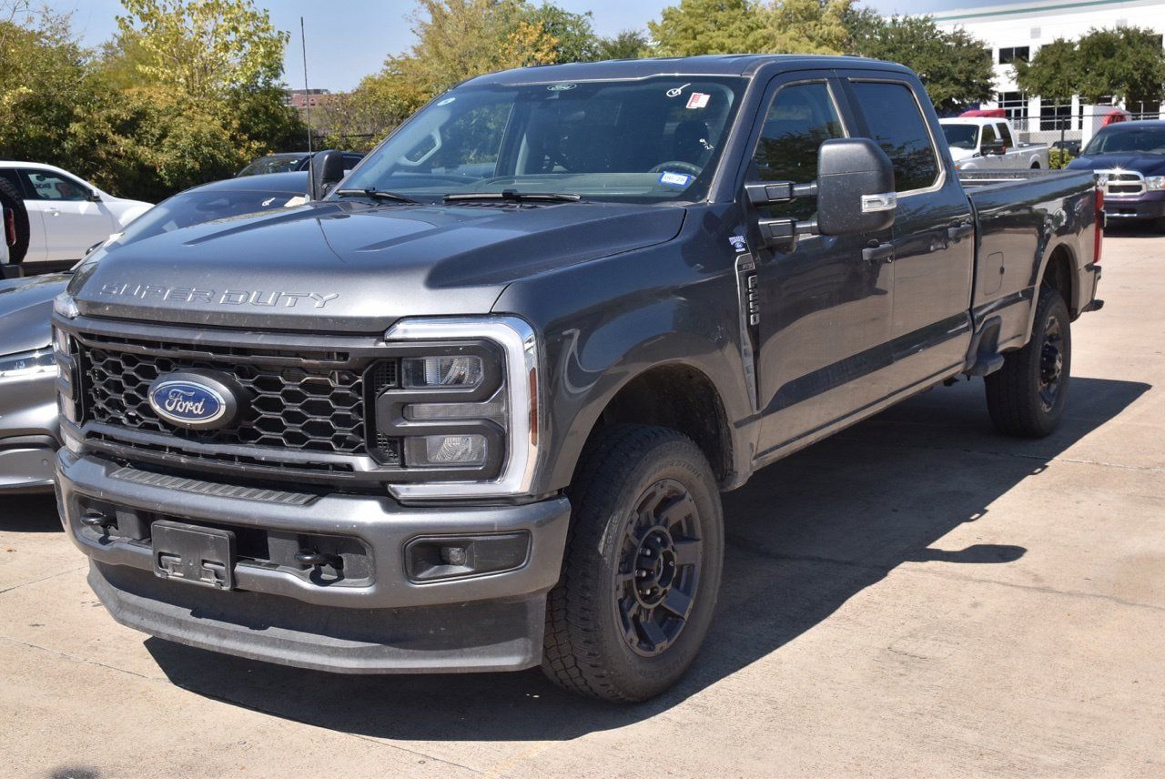 Used 2026 Ford F250 XL w/ STX Appearance Package AWD/4WD image 2