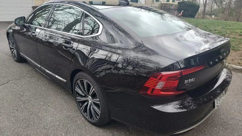 Used 2024 Volvo S90 B6 Plus AWD/4WD image 3