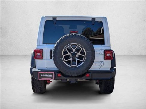 Used 2025 Jeep Wrangler Rubicon image 6