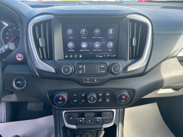 Used 2024 GMC Terrain SLT AWD/4WD image 15