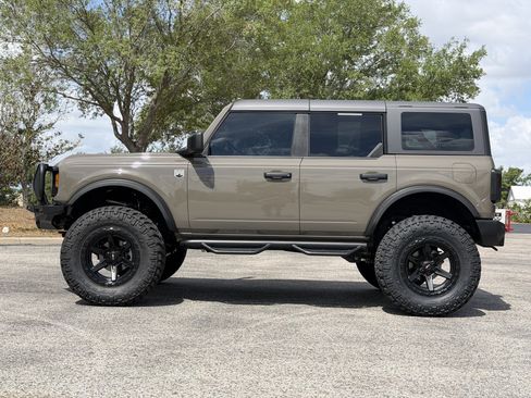 Used 2025 Ford Bronco Big Bend AWD/4WD image 3