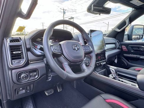 New 2027 RAM 1500 4x4 Crew Cab image 13