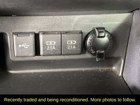 Used 2021 Toyota Highlander XSE AWD/4WD image 24
